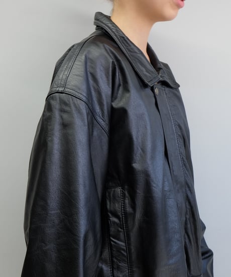 Vintage   Leathr Jacket 2