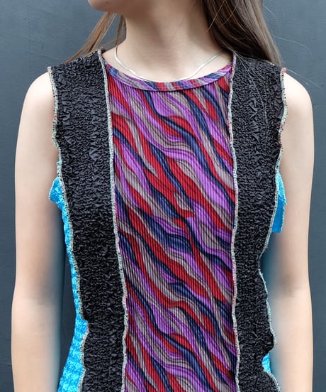 Frill Docking Tops