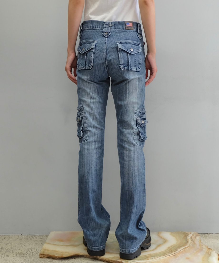 6305cca484bcfd42ae9402dd