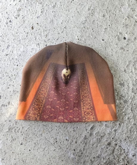 Labyrins Picture Beanie 1