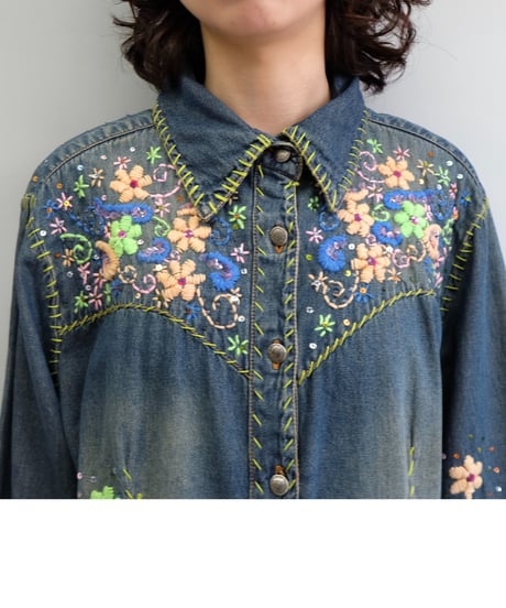Vintage   Design Shirt