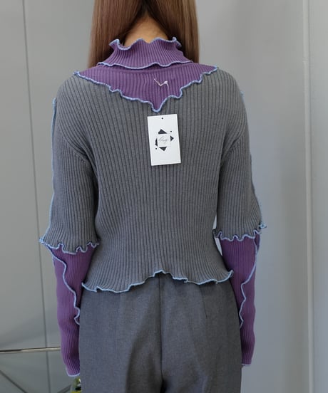 Frill Line Tops