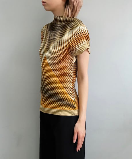 Vintage   Design Tops