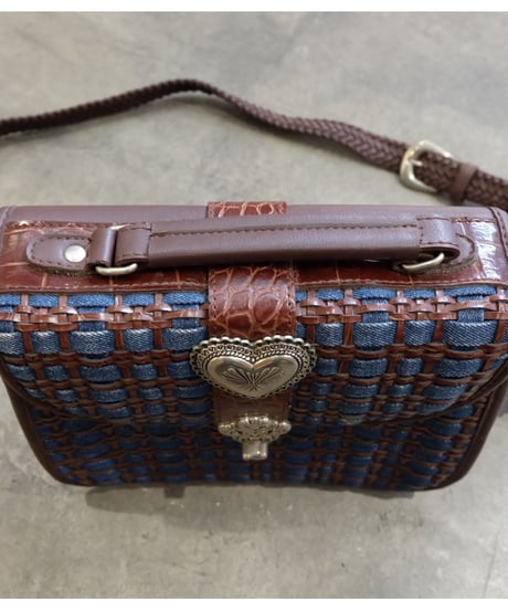 Vintage   Concho Leather Bag