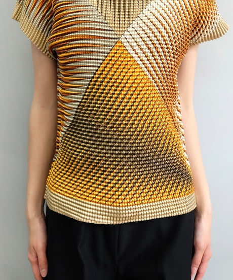 Vintage   Design Tops