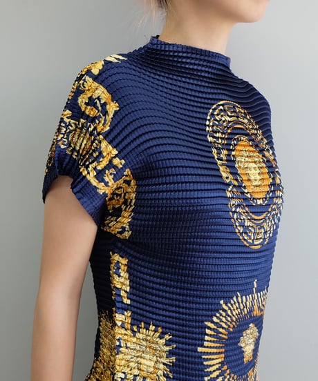 Vintage   Design Tops