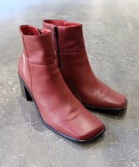 Vintage   Leather Heel Boots