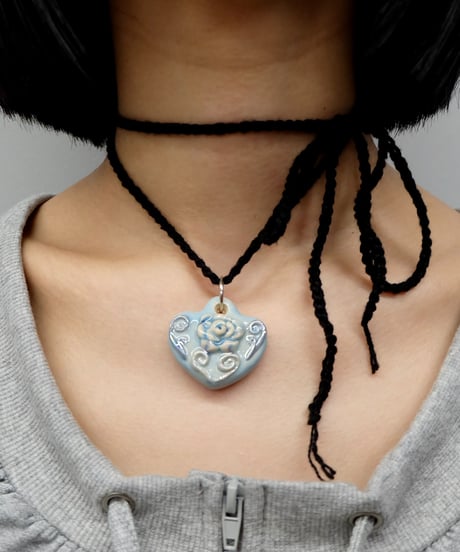 Labyrins x Sugascoop Ceramicnecklac 18