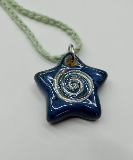 Labyrins x Sugascoop Ceramicnecklac 9