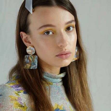 VALET STUDIO / Catherine Clip in Light Blue