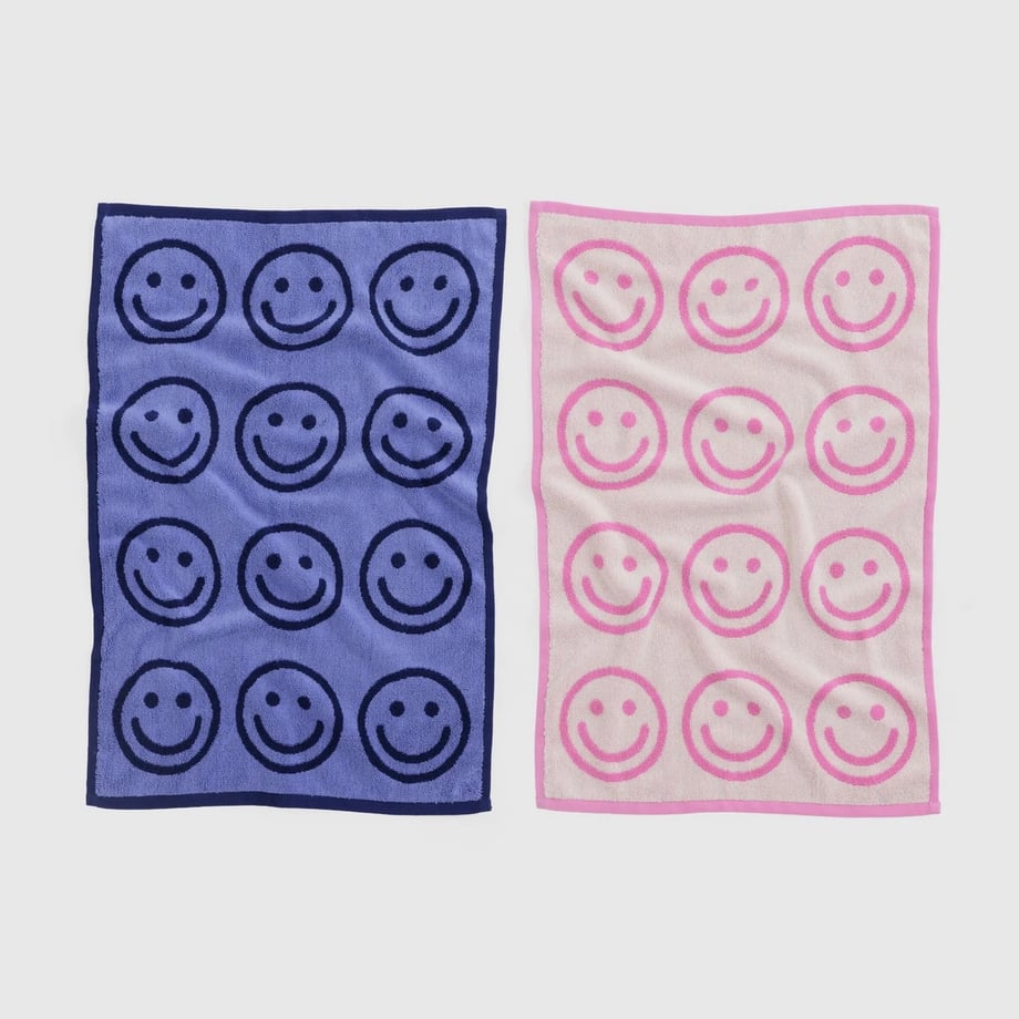 68380405c56f48348d27be70
