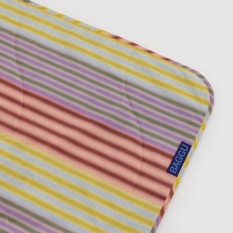 BAGGU/Puffy Picnic Blanket Gradient Stripe Multi