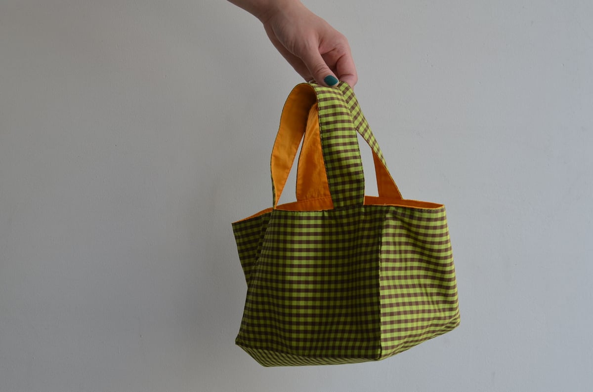COMING OF AGE REVERSIBLE GINGHAM MINI TOTE | T