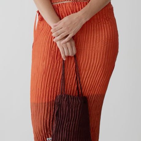 AZUR PLISSÉ SATIN SILK BAG