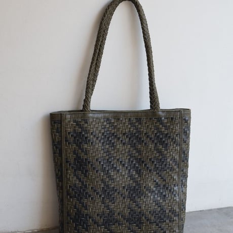 BEMBIEN / Le Tote