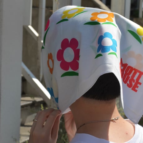 MOTT HOUSE FLOWER BANDANA
