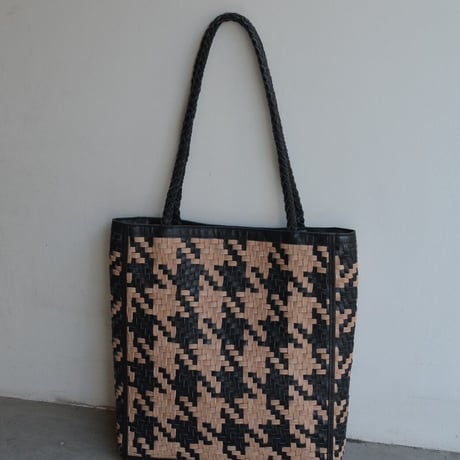 BEMBIEN / Le Tote