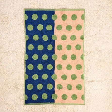 Dusen Dusen Hand Towel Dot Towels