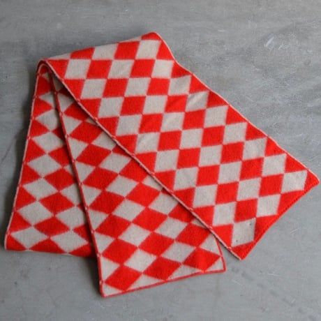 Jo Gordon BRUSHED VERTICAL DIAMOND SCARF