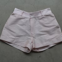 BOXY STYLE MINI SHORTS PINK SILK