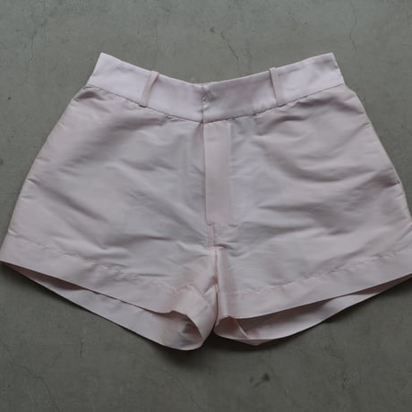 BOXY STYLE MINI SHORTS PINK SILK