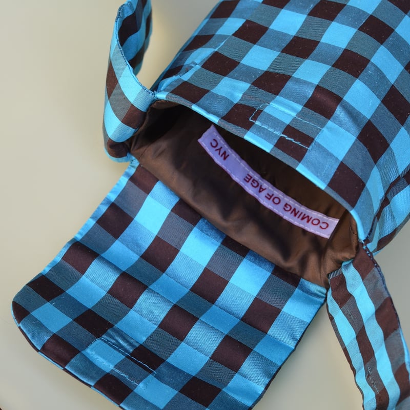 COMING OF AGE NYC  COA phoneボディクロスバッグ COA NYC IPHONE CROSSBODY BAG IN GINGHAM LIME BLACK – Friday