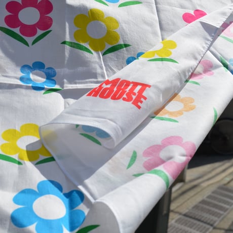 MOTT HOUSE FLOWER BANDANA