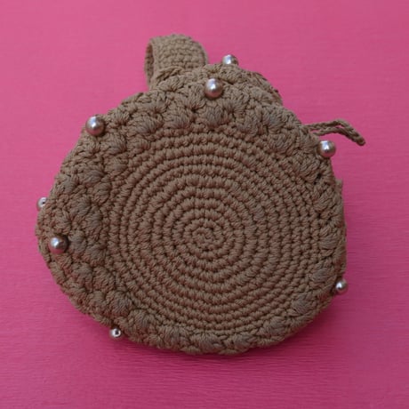 Suryo / Bucket of Taupe