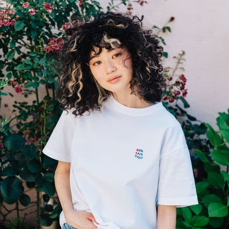 she said that + THE MOTT HOUSE TOKYO T-shirt White