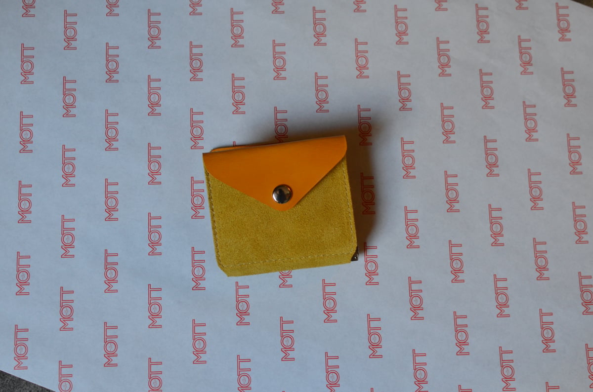 frank and easy clip wallet nubuck yellow | THE