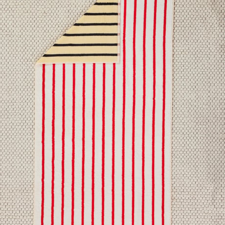 Dusen Dusen / House Stripe Towels Stucco Bath Towel