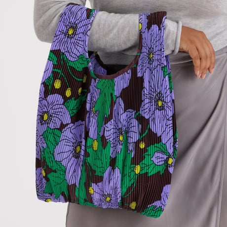 BAGGU Pleated Baggu Maroon Poppy