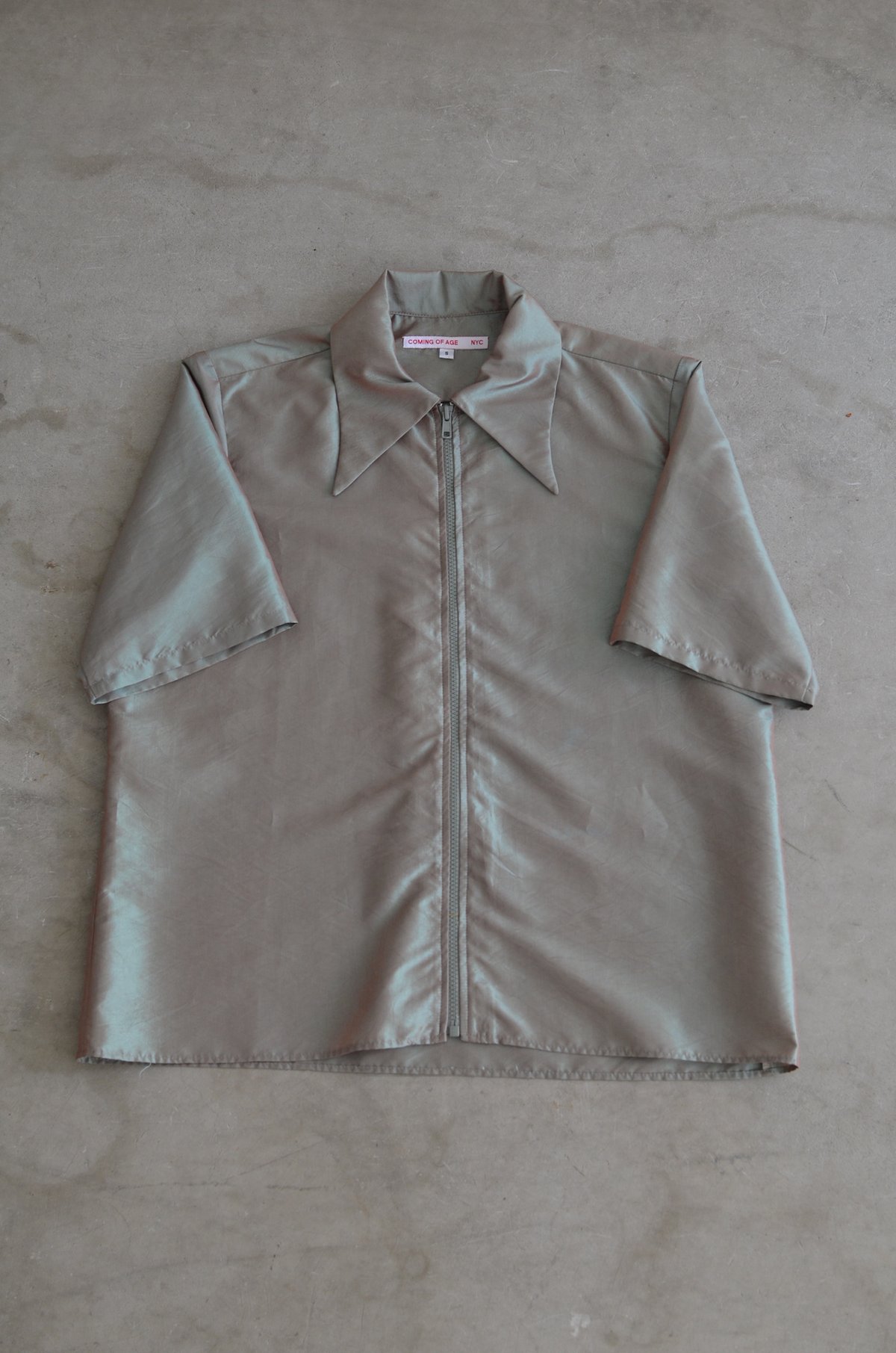 COMING OF AGE Zip Down Shirt | THE MOTT HOUSE T