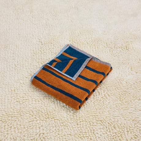 Dusen Dusen / Hand Towel Warbler