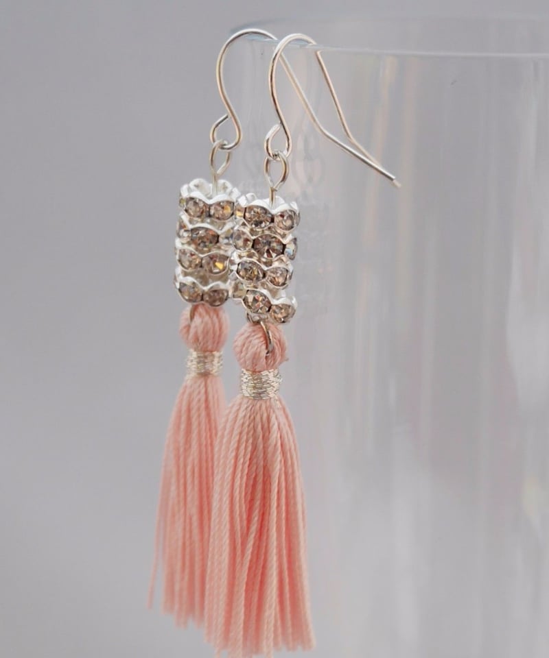 シルクショートタッセルWR ピアス | Tassel Tassel～シルクタッセル 