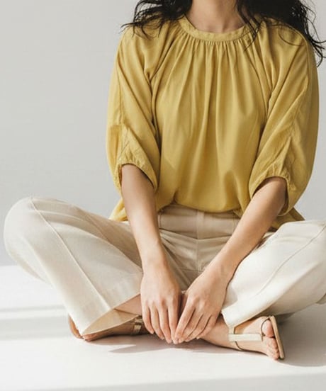 シャーリングトップス / SHIRRING DESIGN TOP