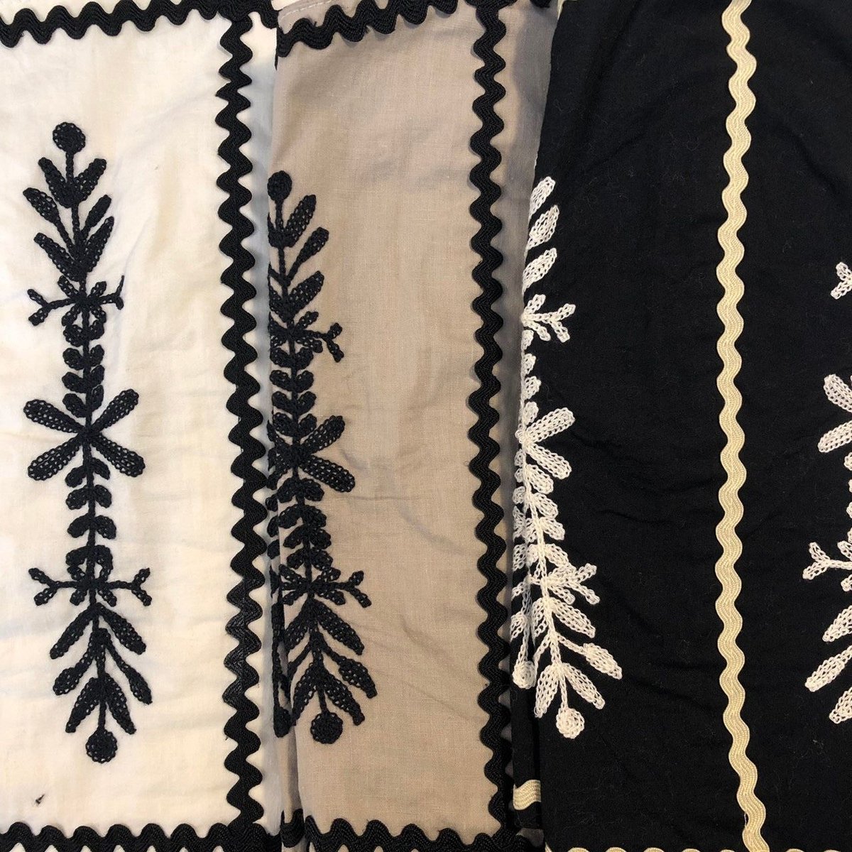 仙台三越・DANAPARIS・羊皮/細かい皮ステッチ/刺繍・40サイズ 仙台三越・DANAPARIS・羊皮/細かい皮ステッチ/刺繍・40サイズ