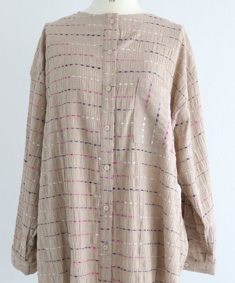 刺繍ラインブラウス / LINE EMBROIDERY OVER BLOUSE