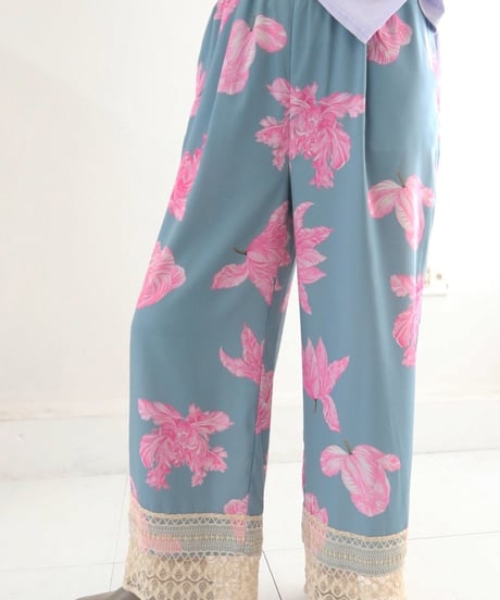 フラワープリントレースパンツ / Flower Print Lace Pants 【MWEZI by ZURIsol 沖縄 リゾートファッション 通販】レディース