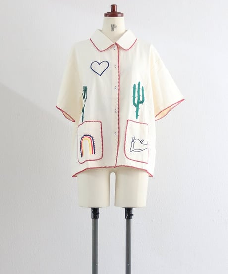 【MWEZI by ZURIsol 沖縄・宜野湾 レディースファッション 通販】サボテン 刺繍 シャツ