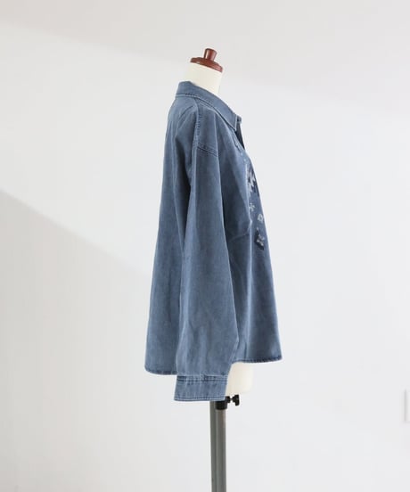 エンブロイダリーデニムシャツ / Embroidered Denim Shirt 【MWEZI by ZURIsol 沖縄 リゾートファッション 通販】レディース