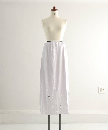 カットワークロングスカート /HEM CUTWORK LONG SKIRT