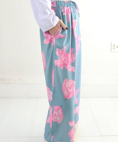 フラワープリントレースパンツ / Flower Print Lace Pants 【MWEZI by ZURIsol 沖縄 リゾートファッション 通販】レディース