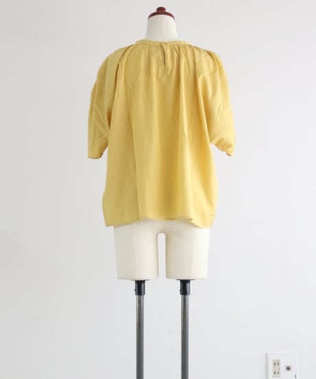 シャーリングトップス / SHIRRING DESIGN TOP