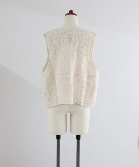 刺繍ベスト / embroidery vest