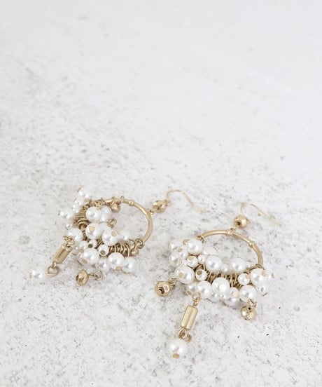 パールフープピアス / pearl hoop earrings