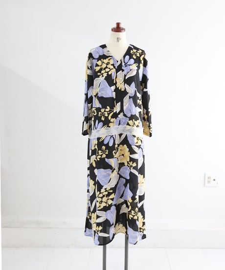 【MWEZI by ZURIsol 沖縄 リゾートファッション 通販】レディース プリントレースドレス / PRINT LACE DRESS