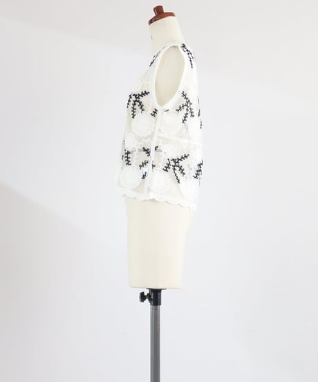 シースルー刺繍ジレ レディース フラワー刺繍 レースベスト / See-through embroidered vest