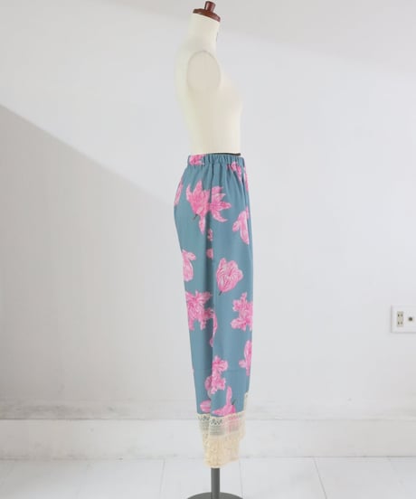 フラワープリントレースパンツ / Flower Print Lace Pants 【MWEZI by ZURIsol 沖縄 リゾートファッション 通販】レディース