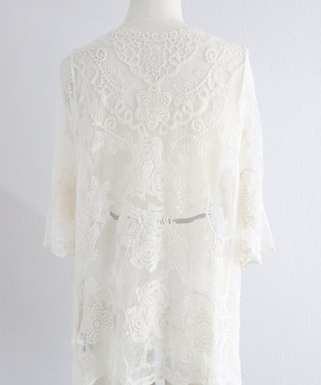 メッシュ刺繍ガウン / Mesh embroidered gown